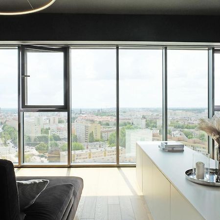 Hanza Tower - Luxurious Apartment 60M2 - 15Th Floor City View Estetino Exterior foto