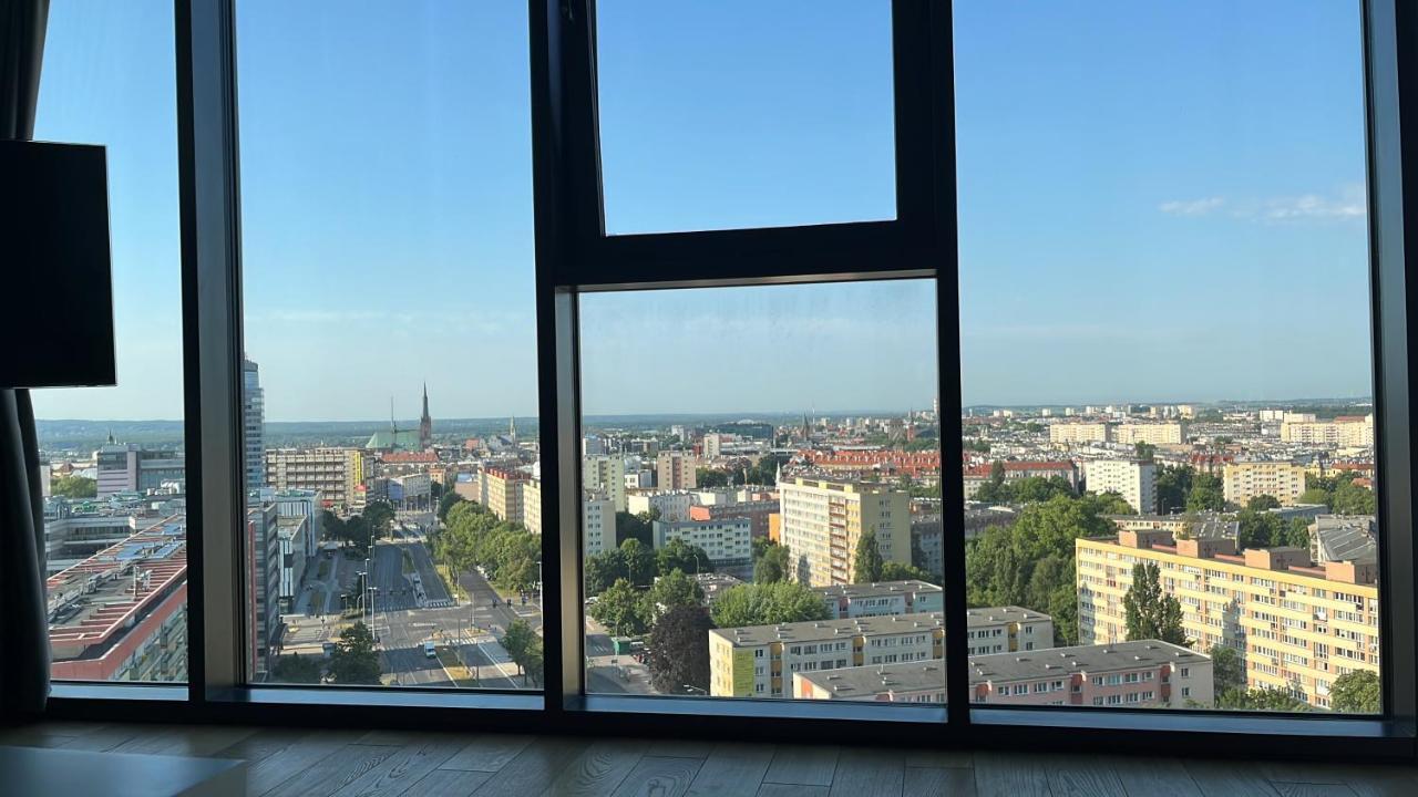 Hanza Tower - Luxurious Apartment 60M2 - 15Th Floor City View Estetino Exterior foto