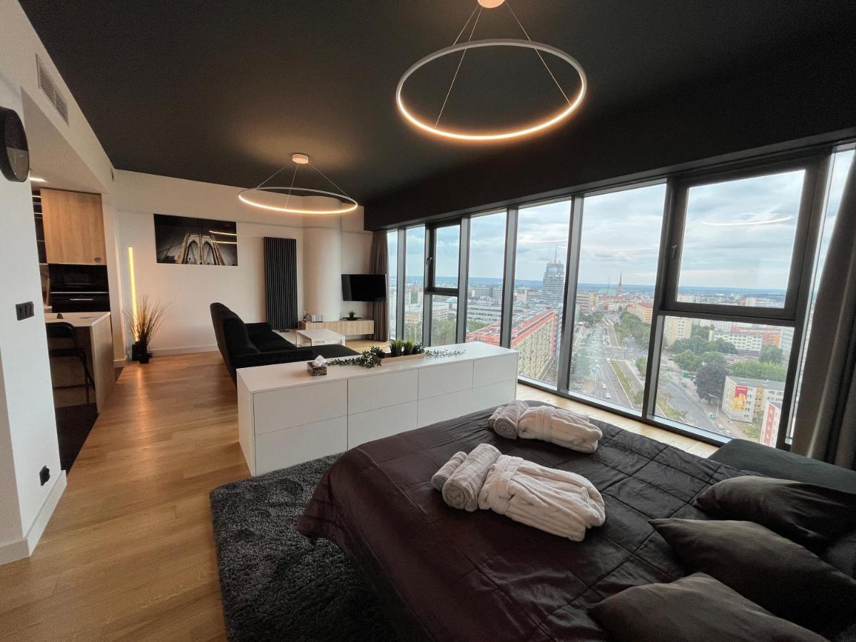 Hanza Tower - Luxurious Apartment 60M2 - 15Th Floor City View Estetino Exterior foto
