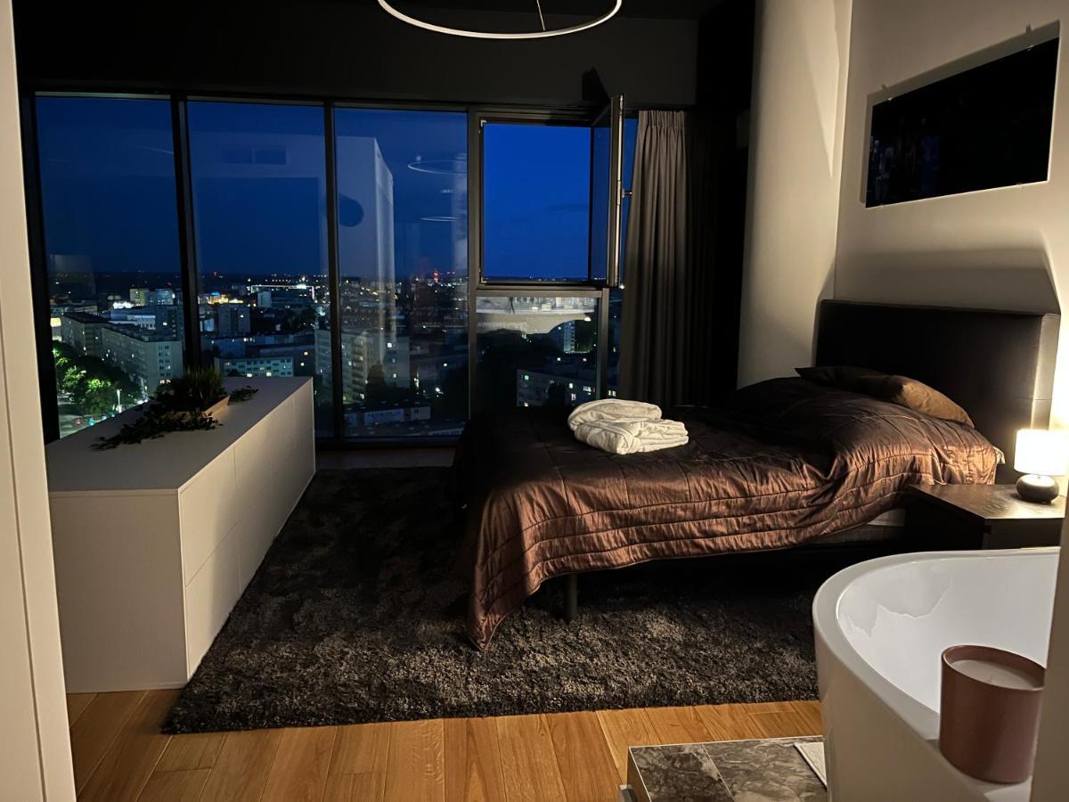 Hanza Tower - Luxurious Apartment 60M2 - 15Th Floor City View Estetino Exterior foto