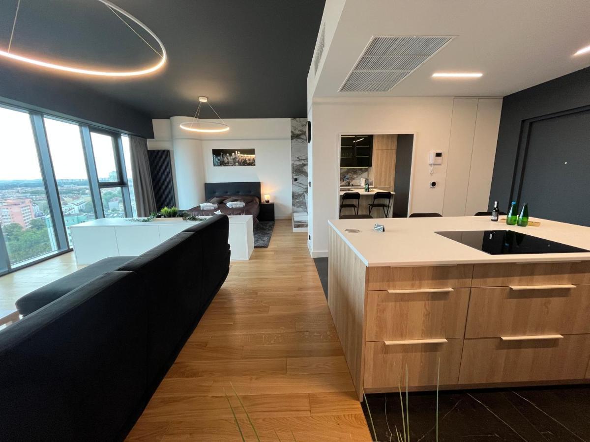 Hanza Tower - Luxurious Apartment 60M2 - 15Th Floor City View Estetino Exterior foto